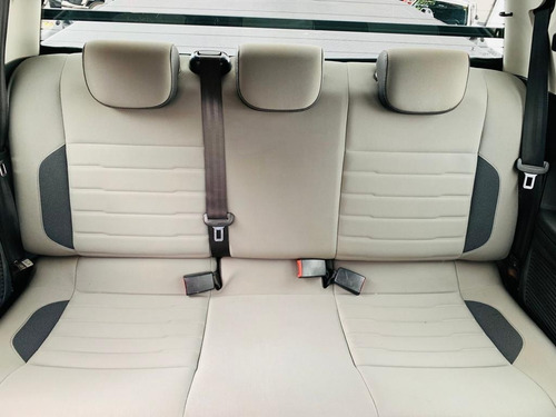 Imagem 8 de 9 de Volkswagen Saveiro 1.6 Highline Cab. Dupla Total Flex