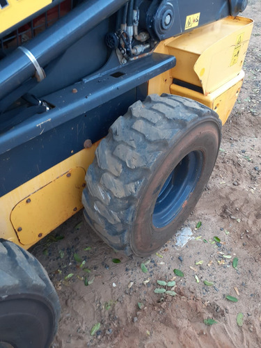 Mini Carregadeira New Holland L220 2019 Com 4.100 Hrs