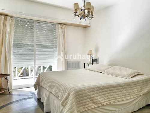 Alquiler Apartamento Tres Dormitorios Punta Del Este Edificio Pinares De La Barra