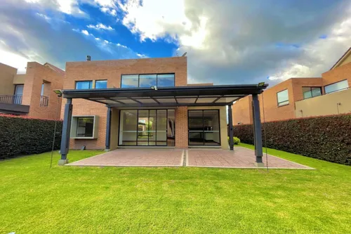 Casa En Arriendo/venta En Chía. Cod A7518