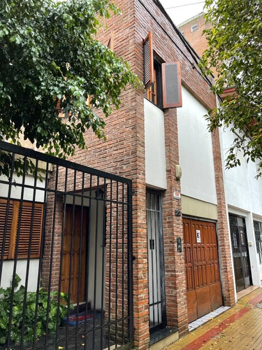 Imagen 1 de 20 de Casa En Venta En La Plata