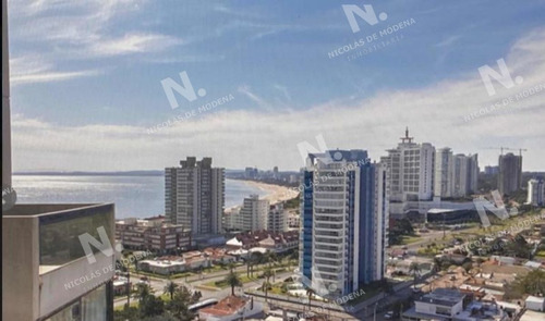 Imagen 9 de 11 de Espectacular Apartamento Piso 17 - Punta Del Este Brava