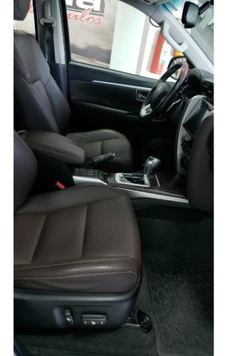 Toyota Hilux Sw4 Srx Diamo. 4x4 2.8 Tb Die Aut. 7 Lug.