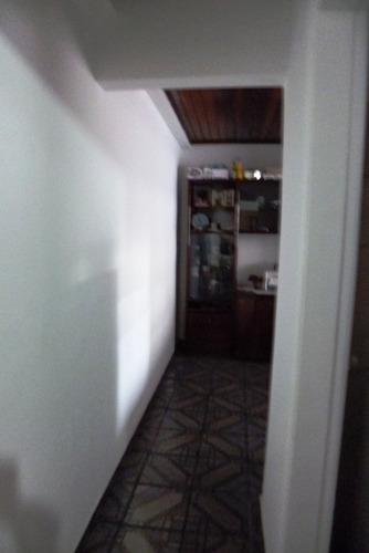 Imagem 5 de 10 de Casa A Venda Com 2 Dormitórios Em Sitio Cercado.
