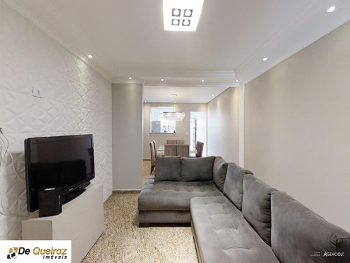 Imagem 3 de 29 de Ampla Casa Semi Mobiliada Que Conta Com Aproximadamente 280m² De Área Privativa. Toda Essa Metragem Fica Distribuída Em 3 Andares, Além Do Subsolo. - A13933 - 69801317