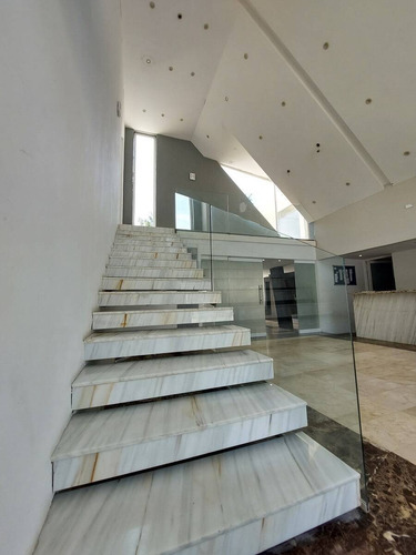 Imagen 2 de 25 de Frances Mijares Vende Hotel Boutique Bahía De Cata Cód 182520