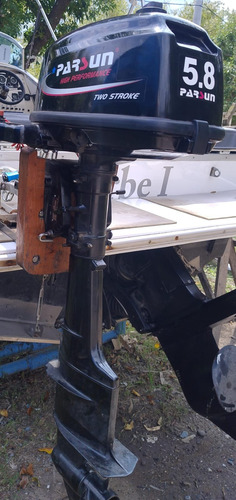 Motor Parsun 5.8 Hp Usado Sólo Dos Veces Esta Nuevo Es Pata