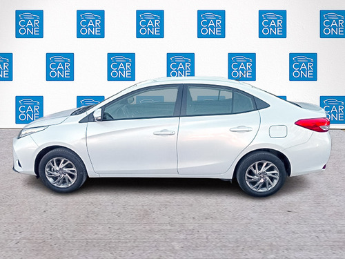 Toyota Yaris 1.5 XLS CVT 4P