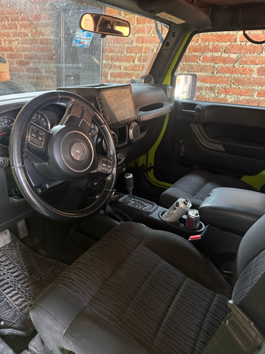 Jeep Wrangler Sahara 4x4 At