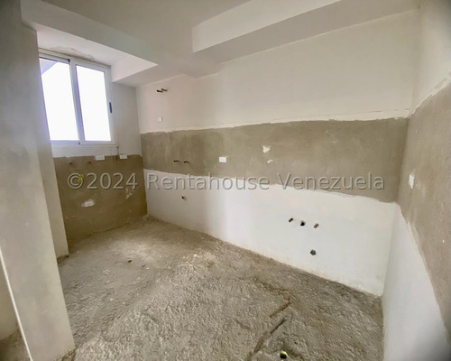 Renta House Trae Para Ti, Espectacular Apartamento En Venta En Obra Gris, Para Ser Remodelado A Tu Gusto. Ideal Para Ti Que Buscas Modernismo Y Comodidad. Maritza Lucena Tu Asesora De Confianzaa