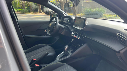 Peugeot 208 1.0T Gt