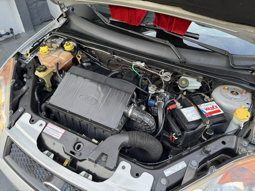 Ford Fiesta 1.6 MPI SEDAN 8V FLEX 4P MANUAL