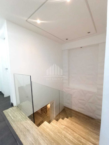 Imagen 4 de 23 de Yosmar Muñoz Vende Apartamento Duplex En El Parral. Lema-622