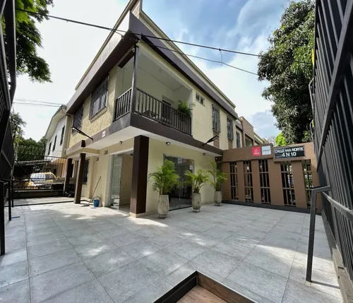 Venta De Edificio Para Inversión Barrio La Flora Zona Norte