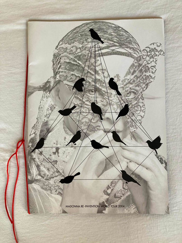 Madonna Re-invention World Tour / Tourbook /impecable 2004 (Usado)