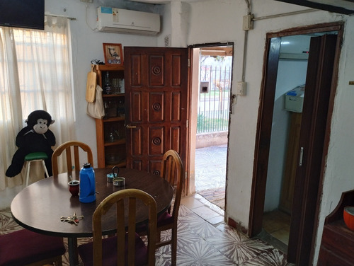 Imagen 6 de 25 de Casa De 3 Ambientes Con 2 Deptos Al Fondo