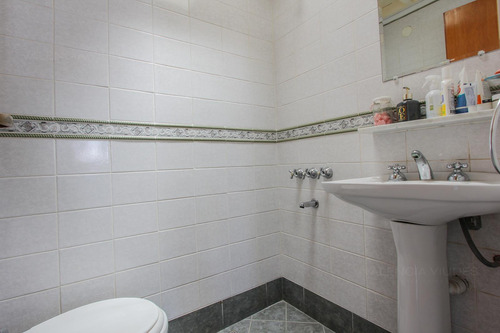 Venta De Casa 5 Ambientes En Banco Provincia - Zona Golf, Moreno