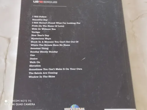 U2 18 Singles Book Tabs, Chords, Lyrics, Partitura Guitarra