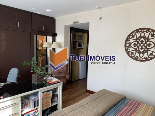 Imagem 3 de 10 de More Em Um Flat No Miolo Do Itaim Bibi - 4259