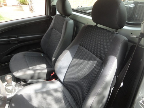 Volkswagen Saveiro 1.6 Startline Cab. Simples Total Flex 2p