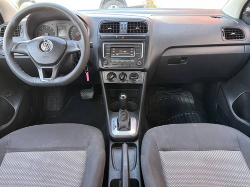 Volkswagen Vento 1.6 Confortline At