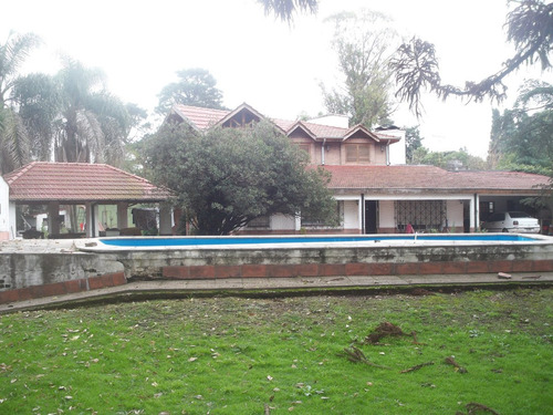 Imagen 4 de 4 de Excelente Quinta Con Quincho, Pileta Y Cancha De Paddle.-