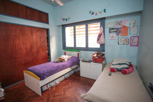 Imagen 17 de 27 de Propiedad Horizontal De 4 Ambientes Con Patio Semicubierto Y Descubierto - Flores