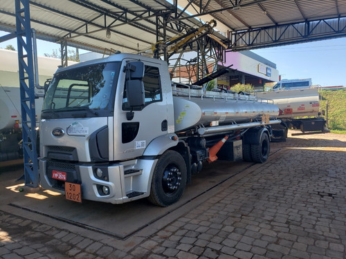 Ford Cargo 1723 Tanque Combustível 12.000l Toco