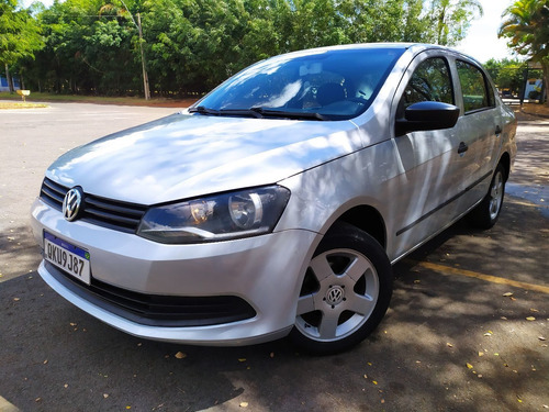 Imagem 8 de 14 de Volkswagen Voyage 2016 1.6 Msi Trendline Total Flex 4p