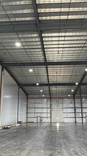 Alquiler Los Boulevares 2800 M2 Centro Logístico De Gran Calidad Seguridad