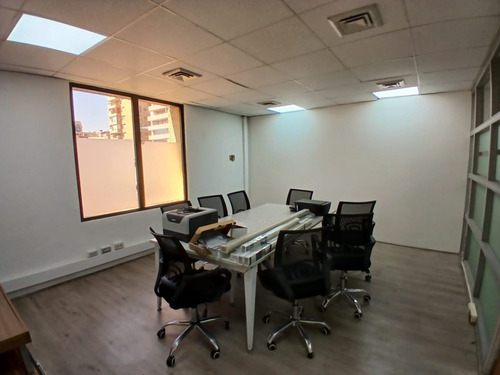 Excelente Oficina De 418 M2