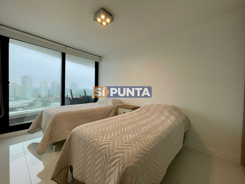 Imagen 7 de 11 de Apartamento De Dos Dormitorios En Venta, Punta Del Este