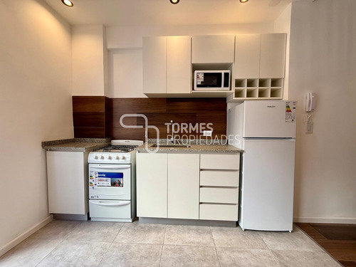 Venta Departamento 1 Ambiente Con Patio A Metros Del Mar, Plaza Colón, Mar Del Plata
