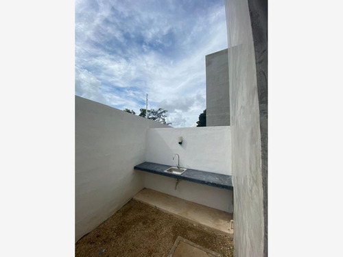Imagen 7 de 12 de Casa Sola En Renta Temozon Norte