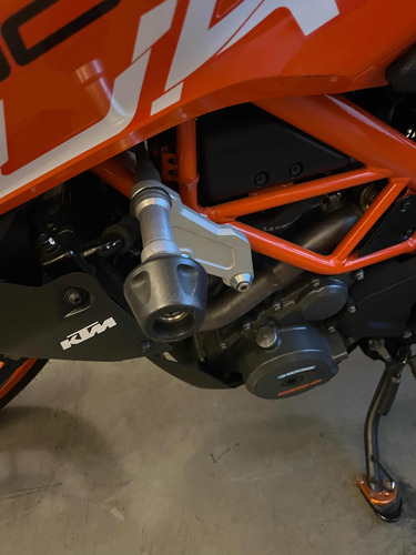 Ktm Duke 390 Con Accesorios Año 2021