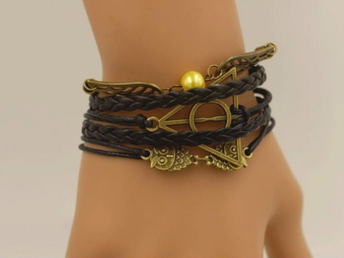 Imagem 3 de 4 de Pulseira Couro Harry Potter Pomo De Ouro Relíquias Da Morte