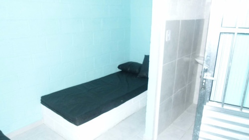 Imagem 12 de 13 de Vendo Pousada Casa Com Piscina Praia Itanhaem