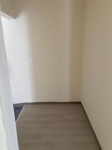 Rento Casa Con Uso De Suelo Comercial En Colonia Roma Norte