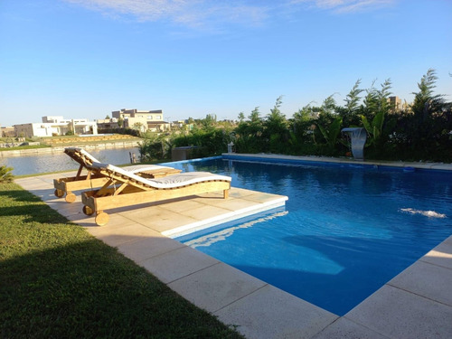 Casa En Venta En San Sebastian, Escobar, G.b.a. Zona Norte