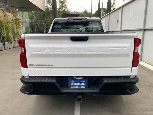Chevrolet Silverado 5.4 2500 Doble Cabina Ls 4x2 At