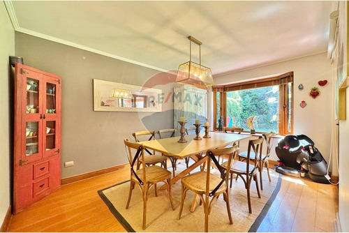 Encantadora Casa En Condominio Lo Barnechea