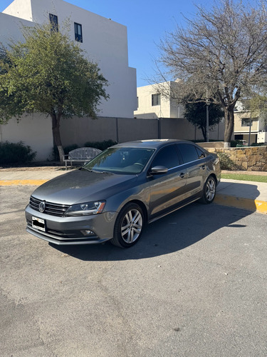 Volkswagen Jetta 2.5 Sportline Tiptronic At