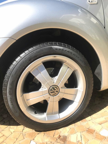 Volkswagen New Beetle 2002 2.0 3p