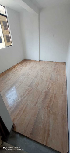 Imagen 3 de 5 de Enchapado De Porcelanato