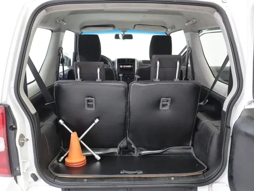 Suzuki Jimny MT 1.3 3P 4X4