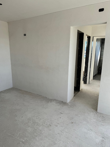 Apartamento Novo Com Quintal