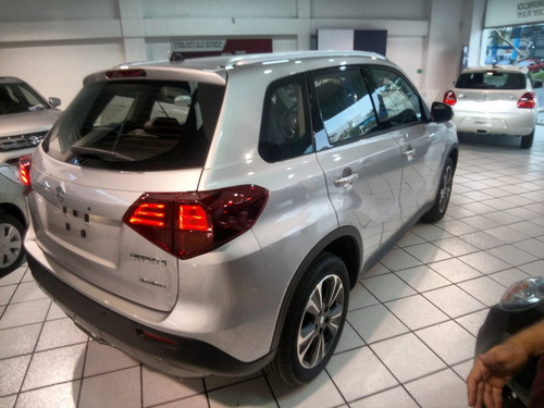 Suzuki Vitara Live Sport Turbo 4*4 Mecanica 2022