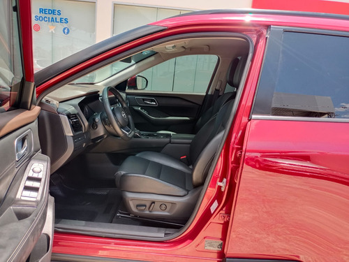 Nissan X-Trail 2.5 Exclusive 3 Row Cvt
