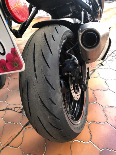 Imagen 10 de 10 de Suzuki Gsx-r 750