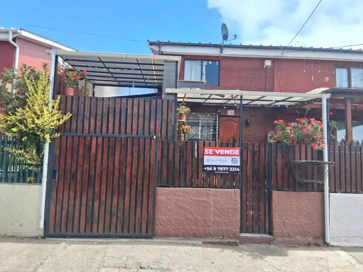 Imagen 1 de 13 de Casa 2 Pisos Concon Centro + Un Departamento (sin Termianar)